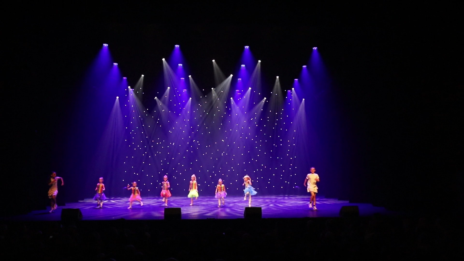 Beeld uit het optreden Kidsswing maandag tijdens The Magic of Dance