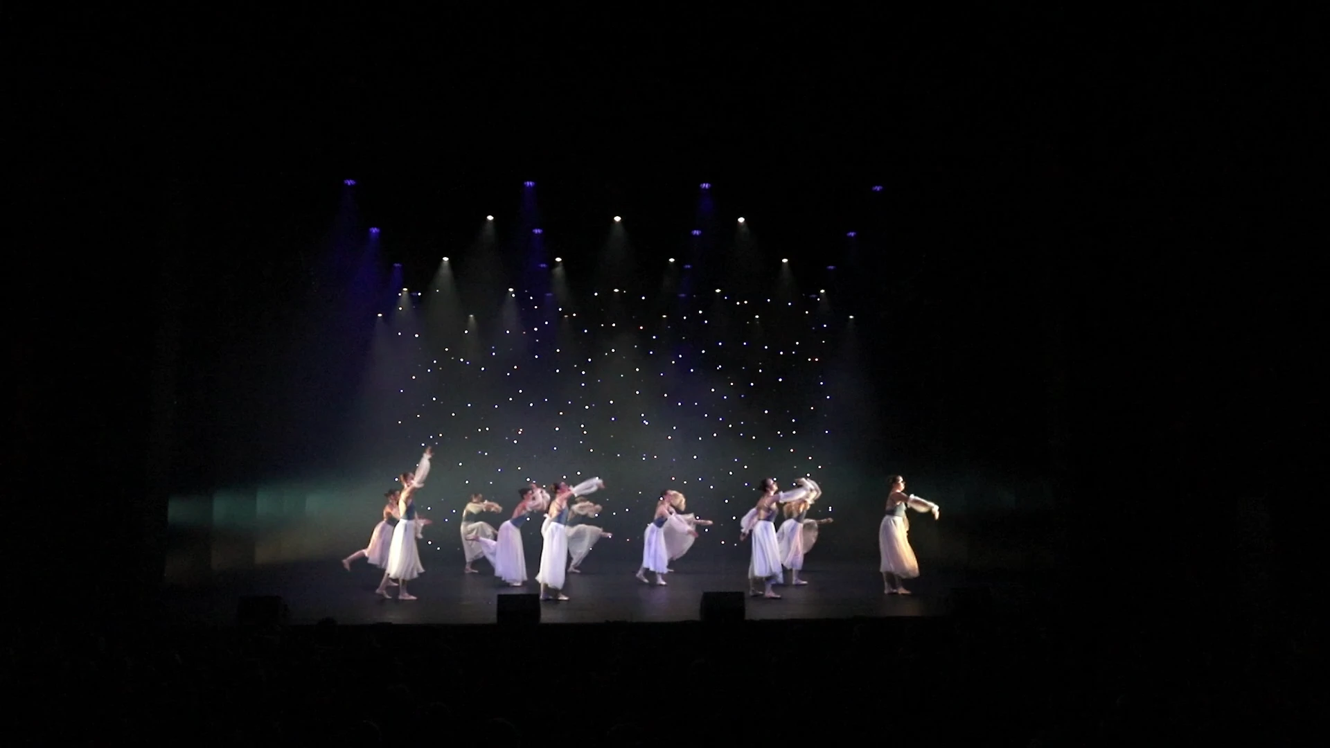 Beeld uit het optreden Klassiek Ballet 16+ tijdens The Magic of Dance